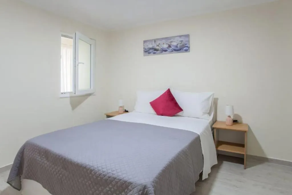 Newly Reconstructed Flat 107Sqm! Apartment Chania  0*, Chania (Crete) Greece